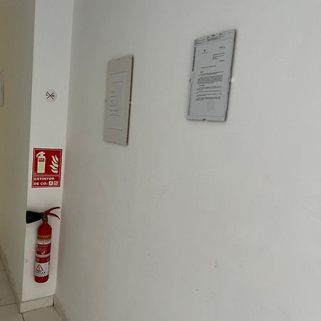 Pension Cerda 112 Аликанте Екстериор снимка